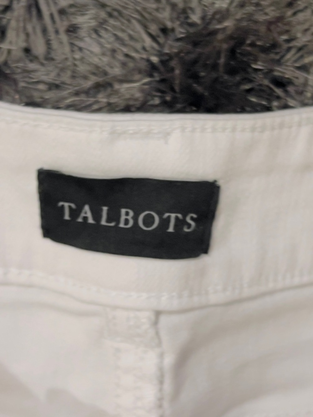 Talbots Everyday Relaxed Jean White Size 10 - Picture 2 of 4